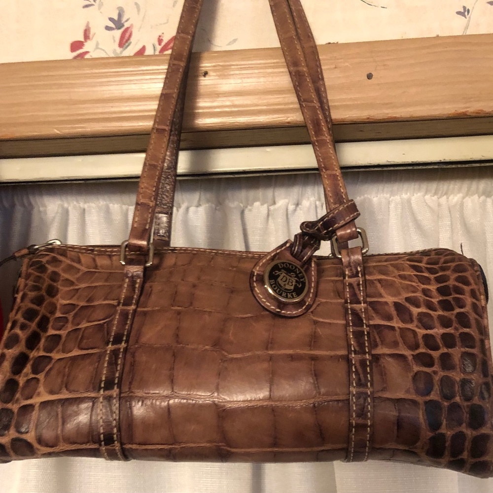 Dooney & Bourke